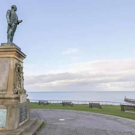 Harbour Retreat Whitby